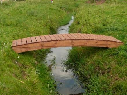 Regatta Curved Garden Bridge